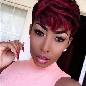 Meet your Posher, Camille